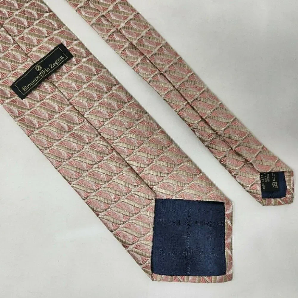ERMENEGILDO ZEGNA SILK TIE PINK CHAMPAGNE SATIN LUXURY RIBBON PATTERN 3.5